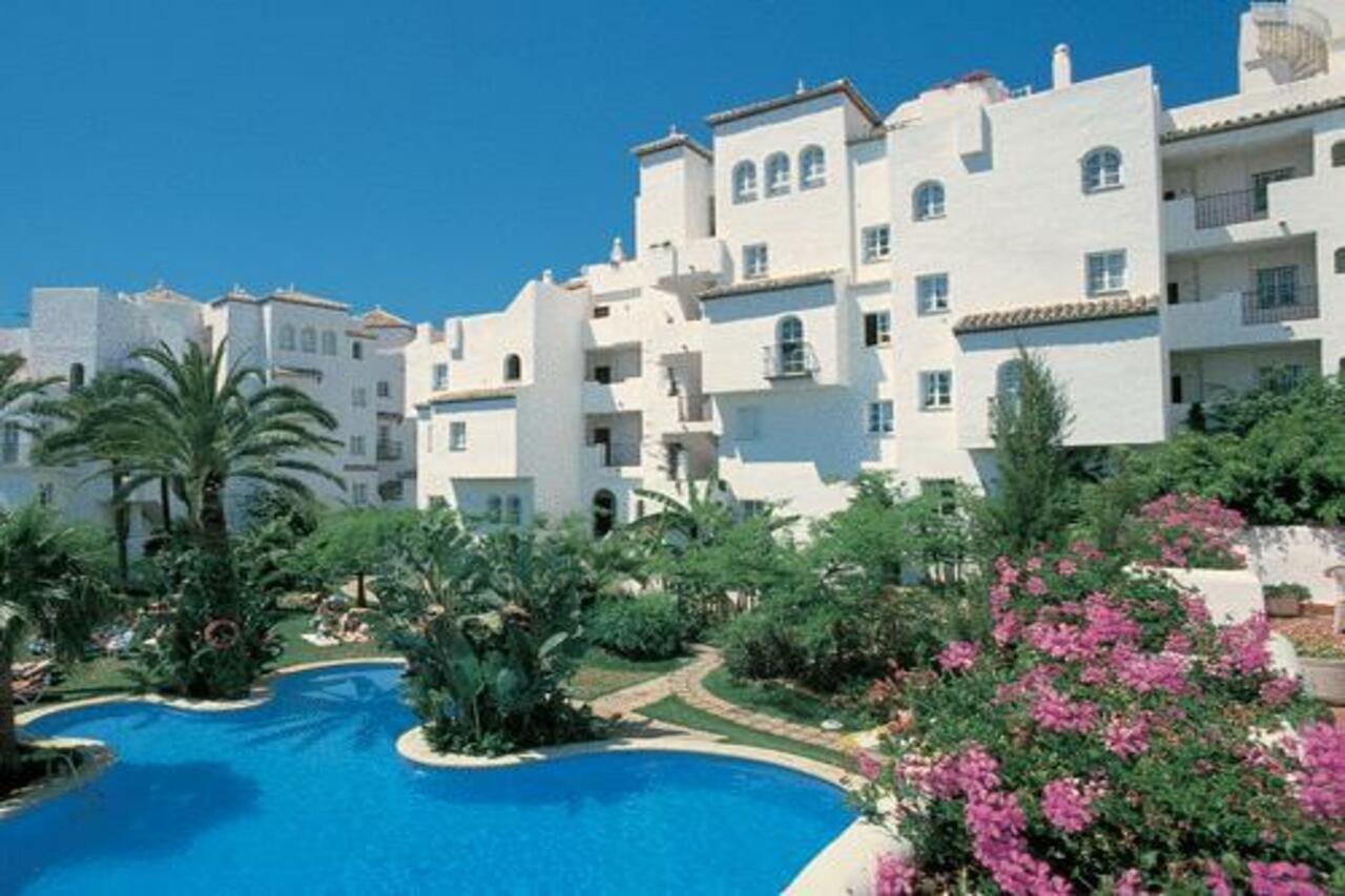 Apartamentos Pueblo Quinta 베날마데나코스타 외부 사진