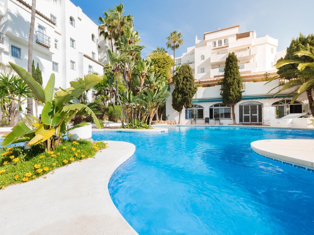 Apartamentos Pueblo Quinta 베날마데나코스타 외부 사진