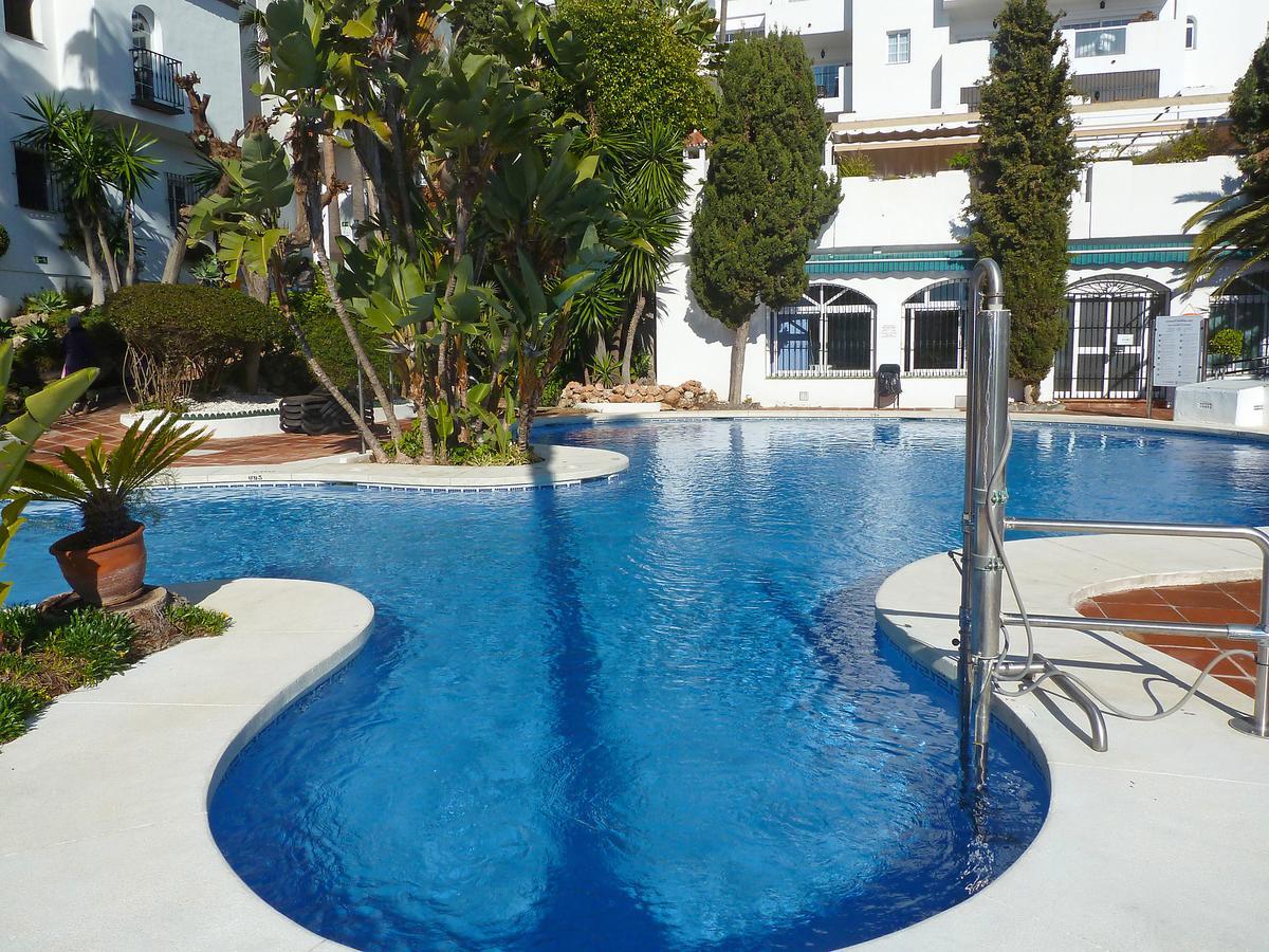 Apartamentos Pueblo Quinta 베날마데나코스타 외부 사진